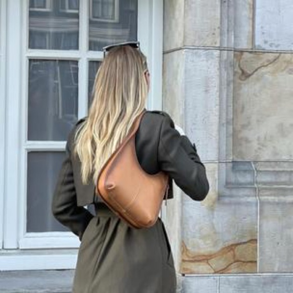 Coach Ergo Shoulder Bag In Original Natural Leather - Picture 4 of 16